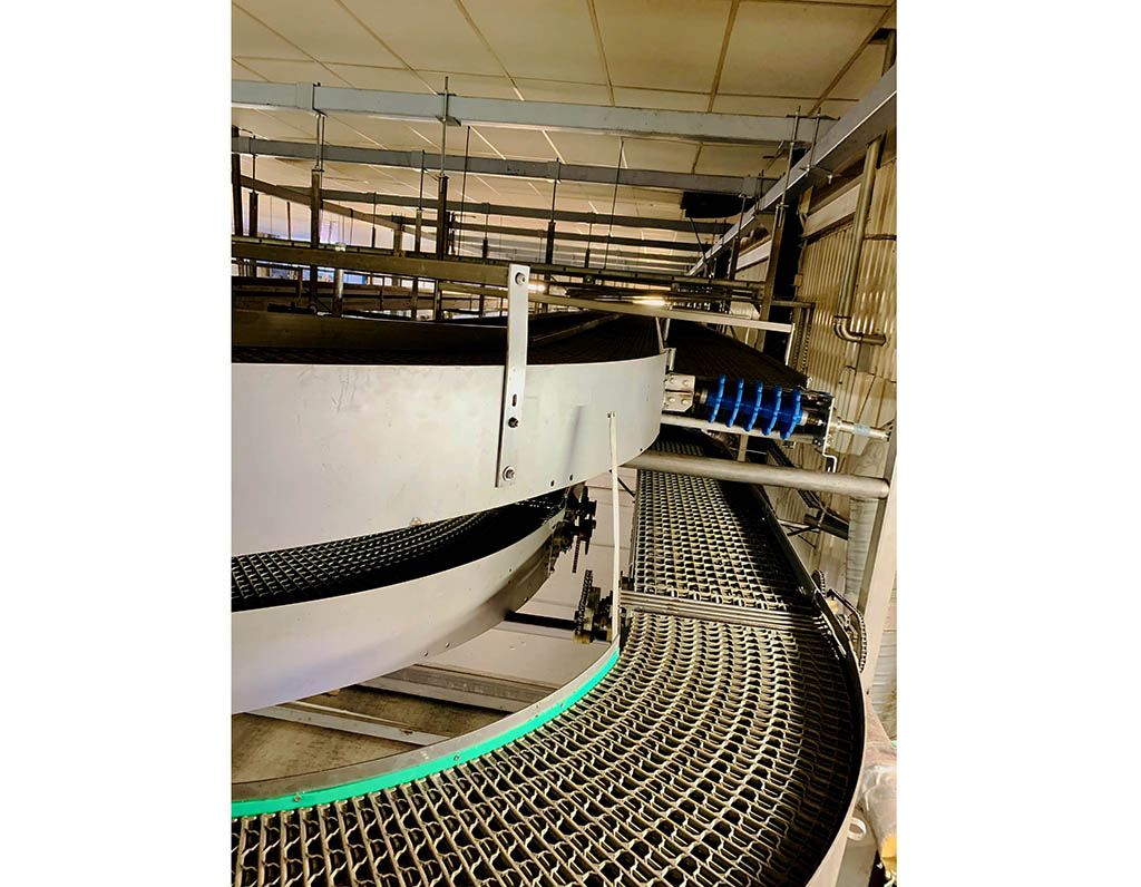 Kaak bread cooling system