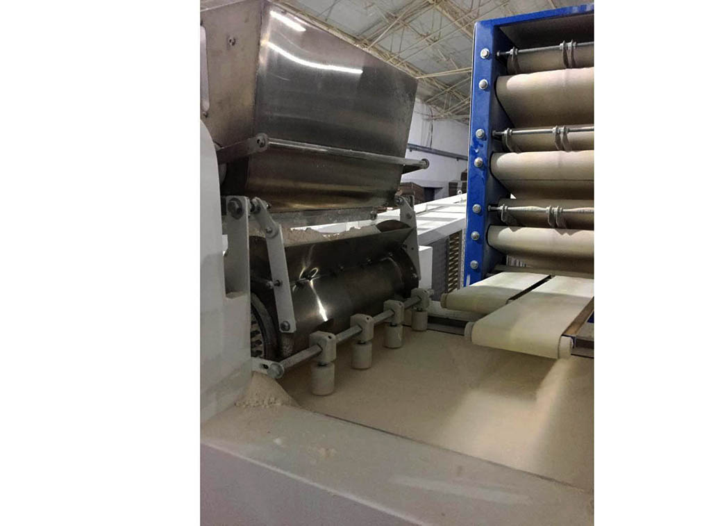 Saltek pita bread line