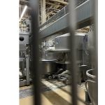 Free_standing_bread_line_01