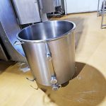 Cupcake_production_line_01