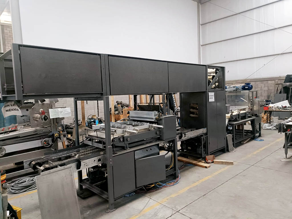 AMF bun make-up line