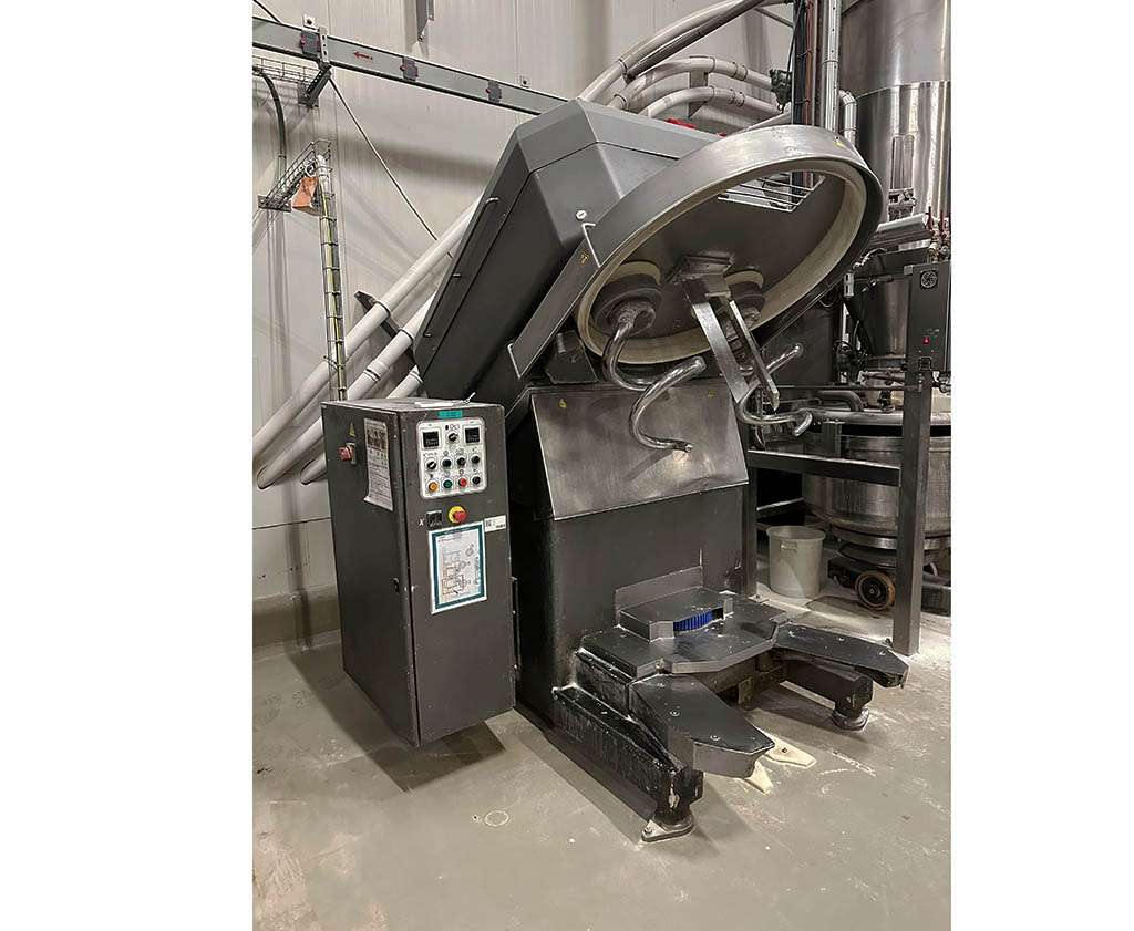 VMI mixers with bowl lifter