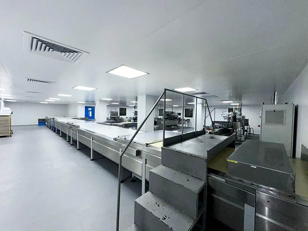 Layer cake production line